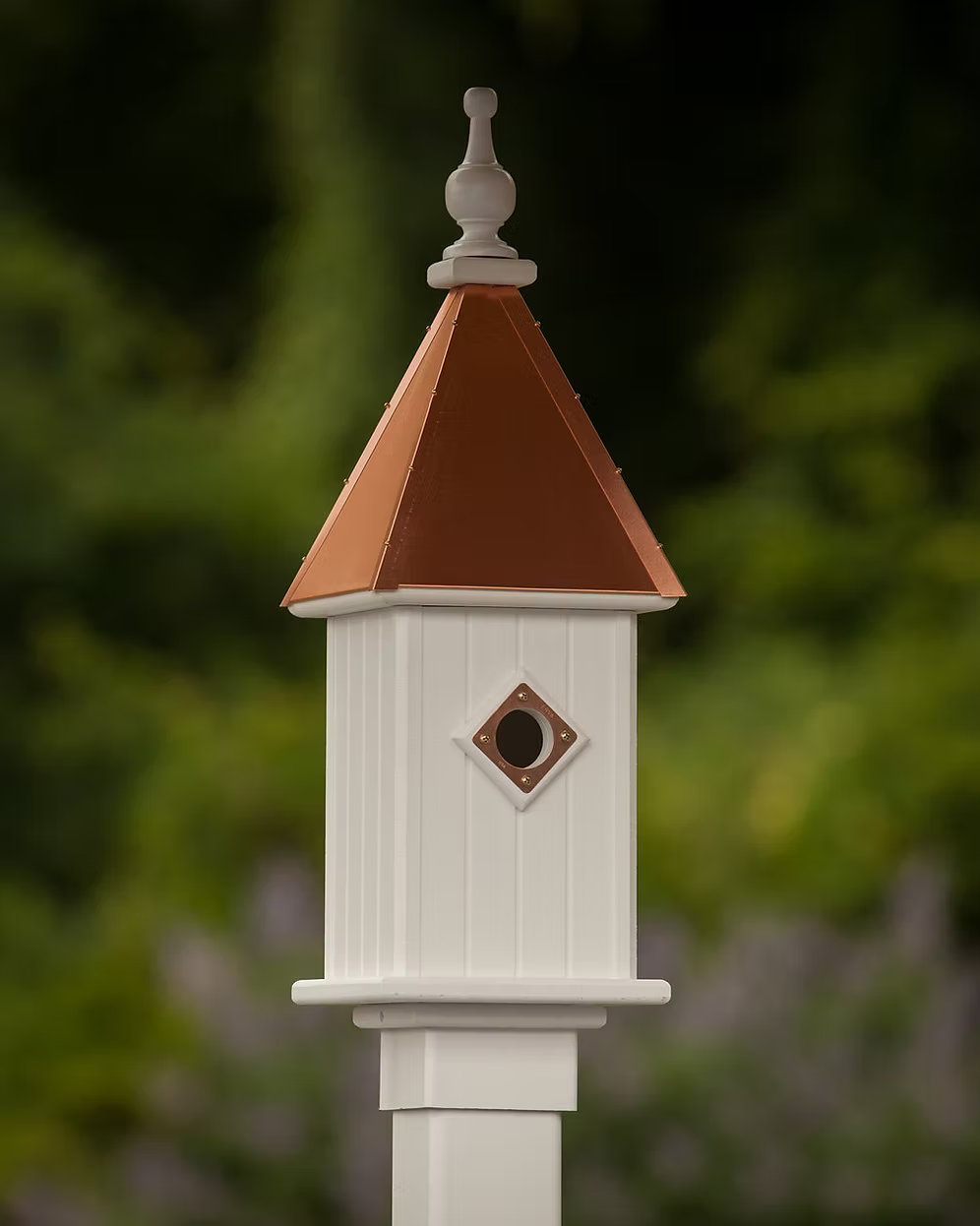 8" Bluebird House with Pyramid Roof